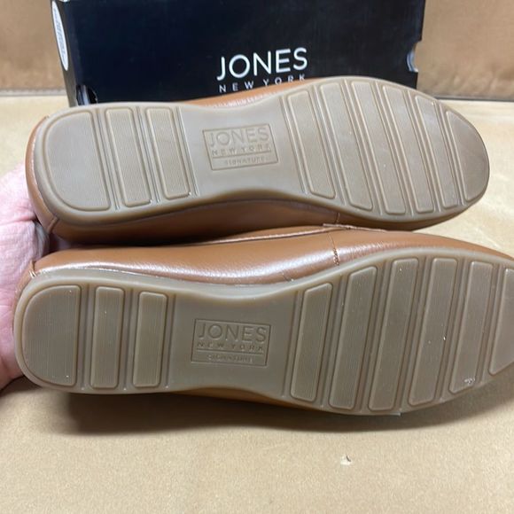 Jones New York signature Loafers - Picture 5 of 6